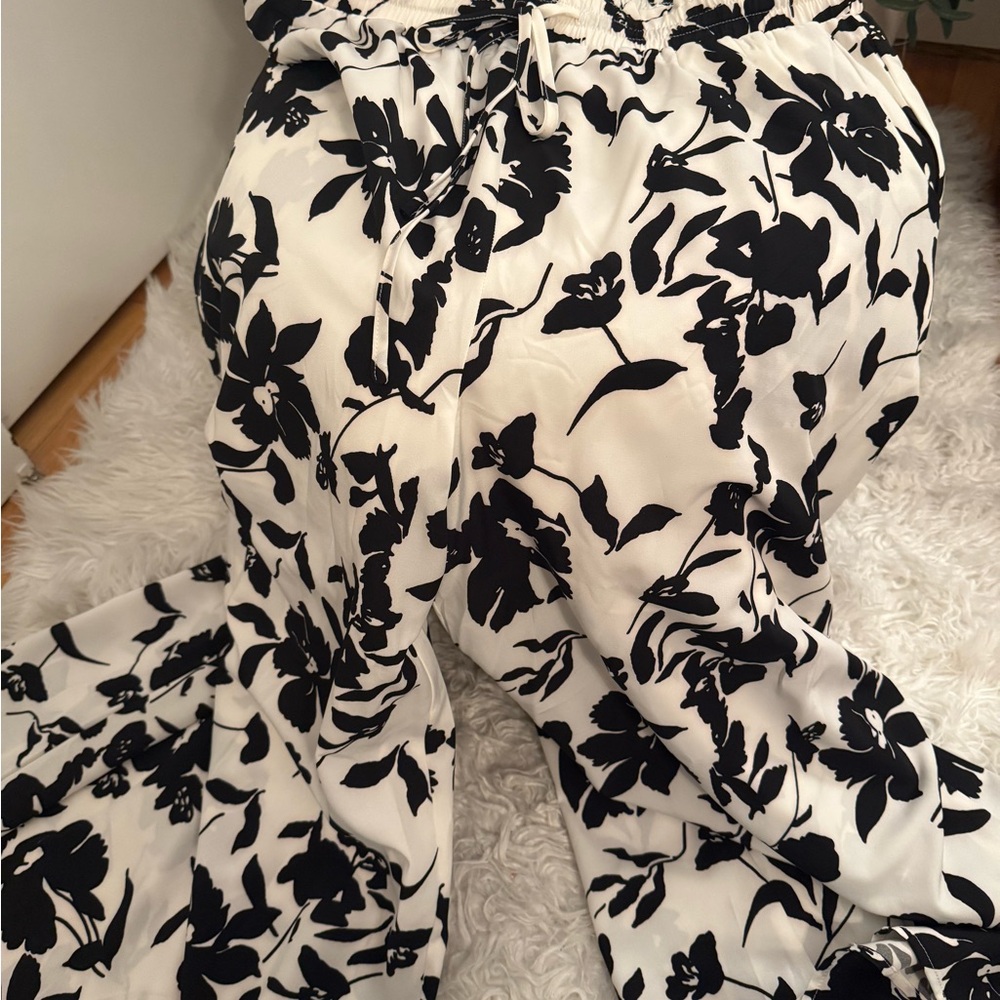 Floral Black and White Women's Pants. Palazzo style wide leg and flowy! Lined.